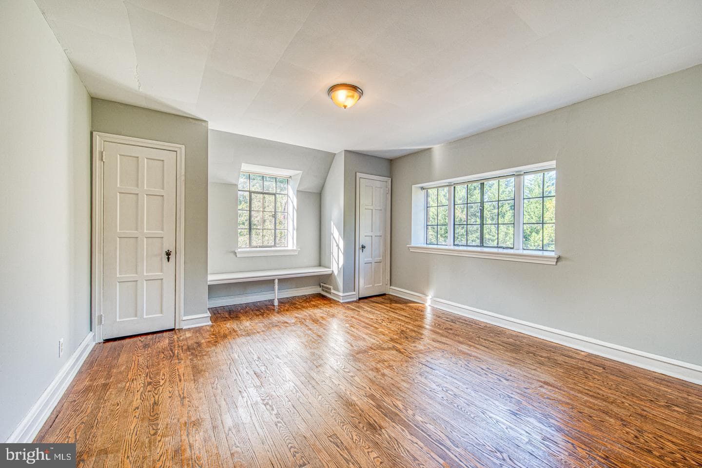 213 Highland Avenue photo 56