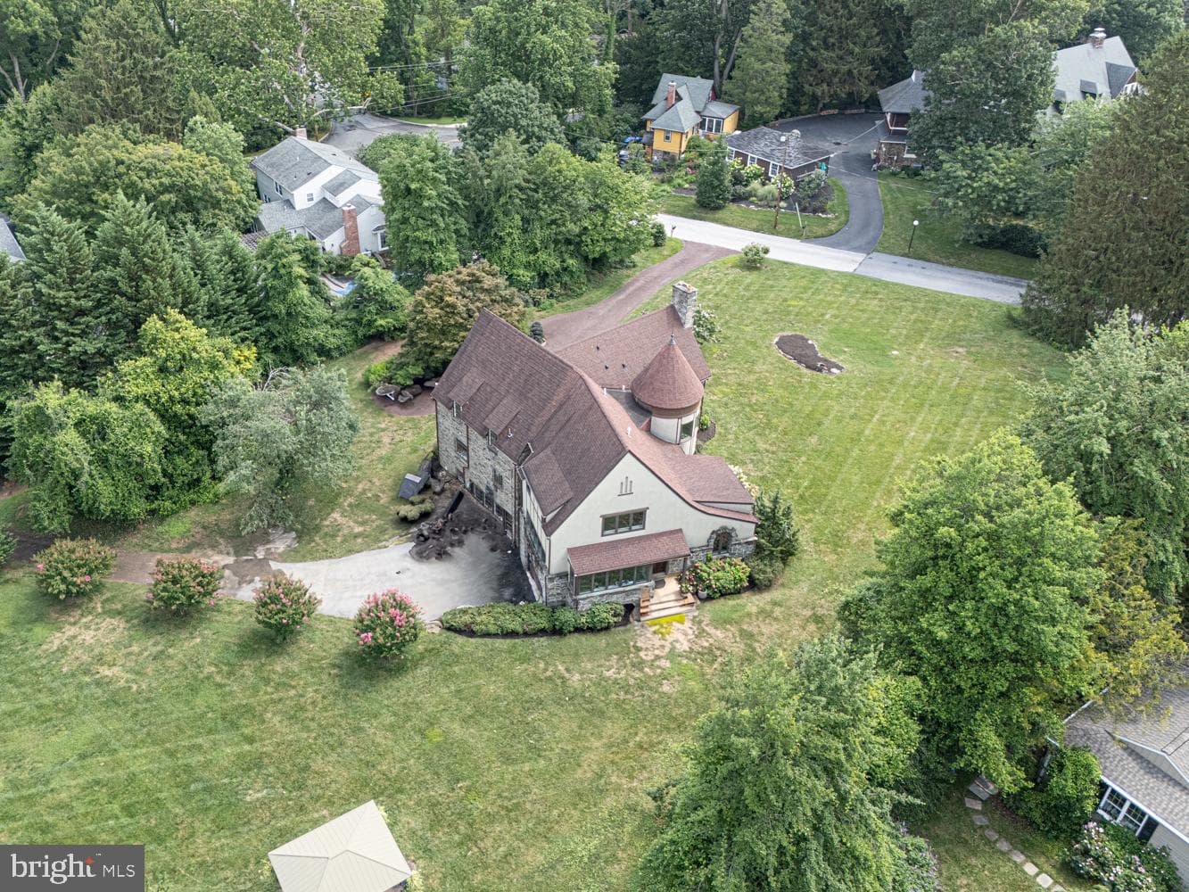213 Highland Avenue photo 71