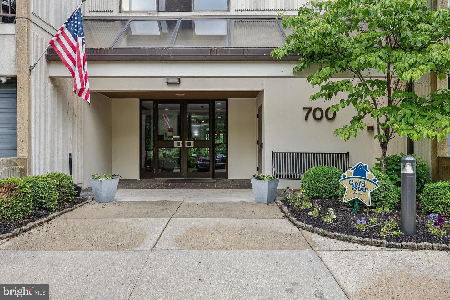 700 Avondale Road #6h photo 2