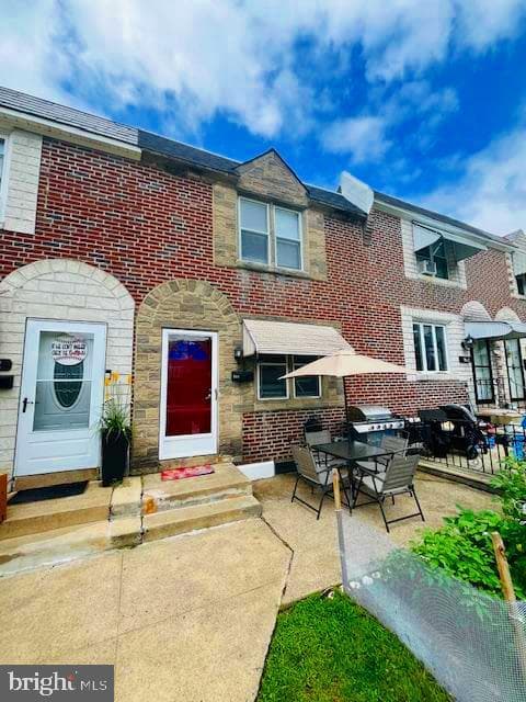 144 Alverstone Road photo 2