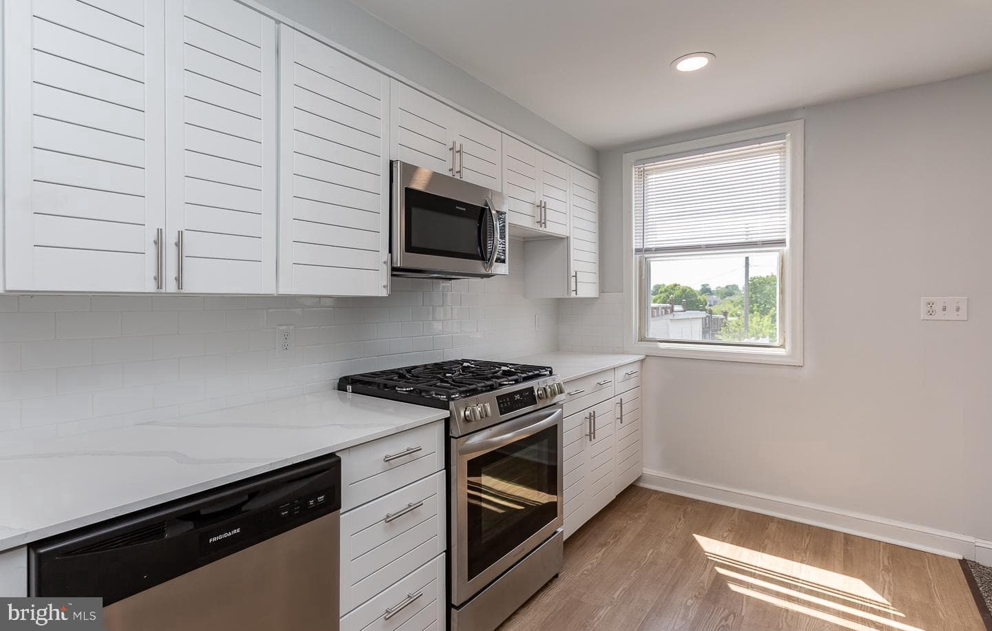 144 Alverstone Road photo 5