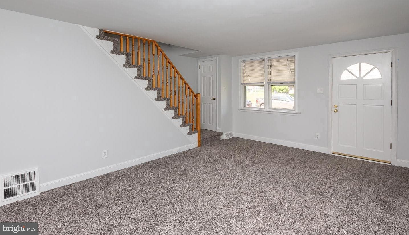 144 Alverstone Road photo 8