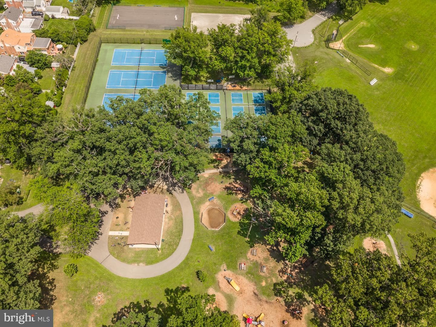 313 Merrybrook Drive photo 16