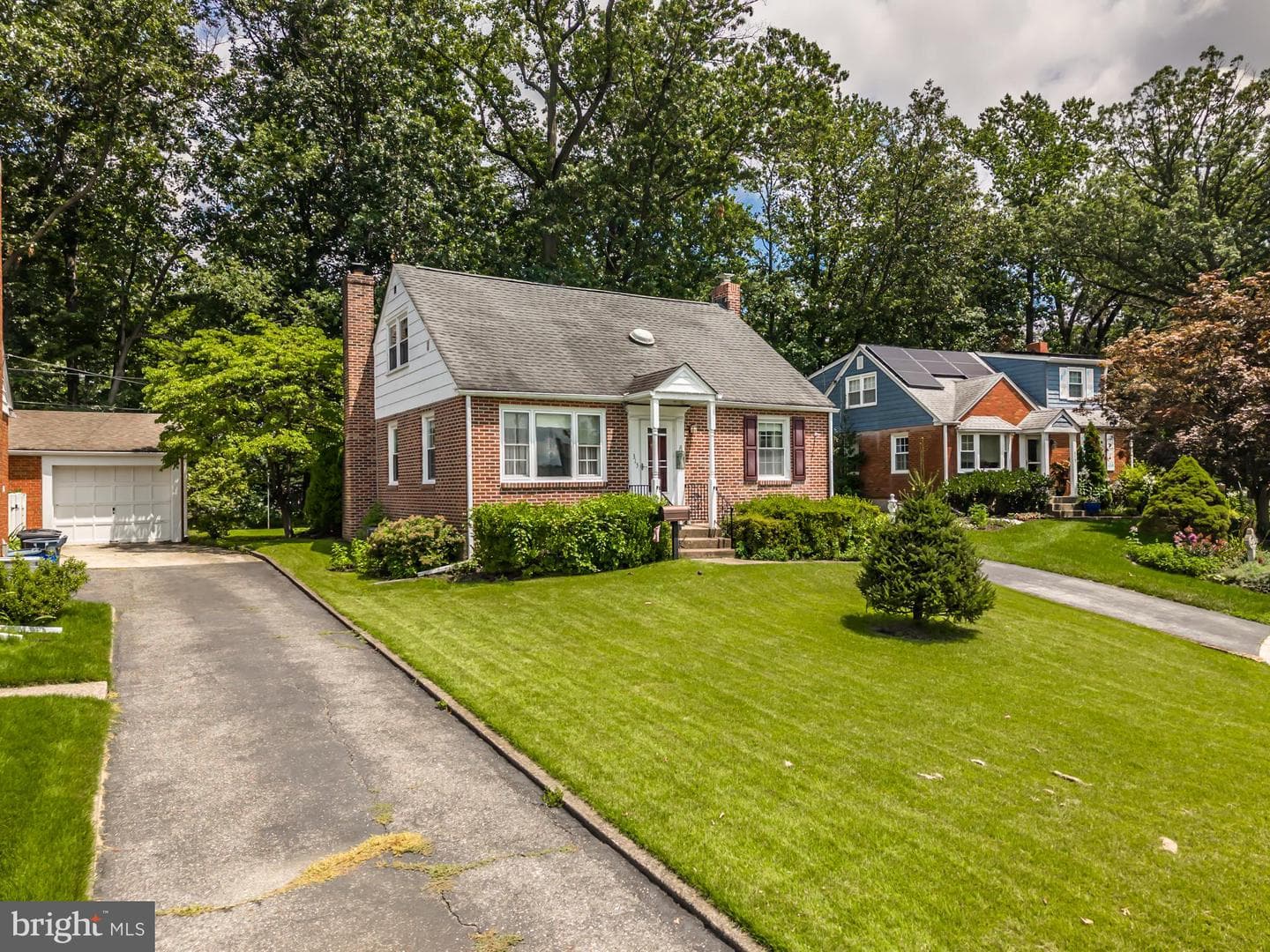 313 Merrybrook Drive photo 3