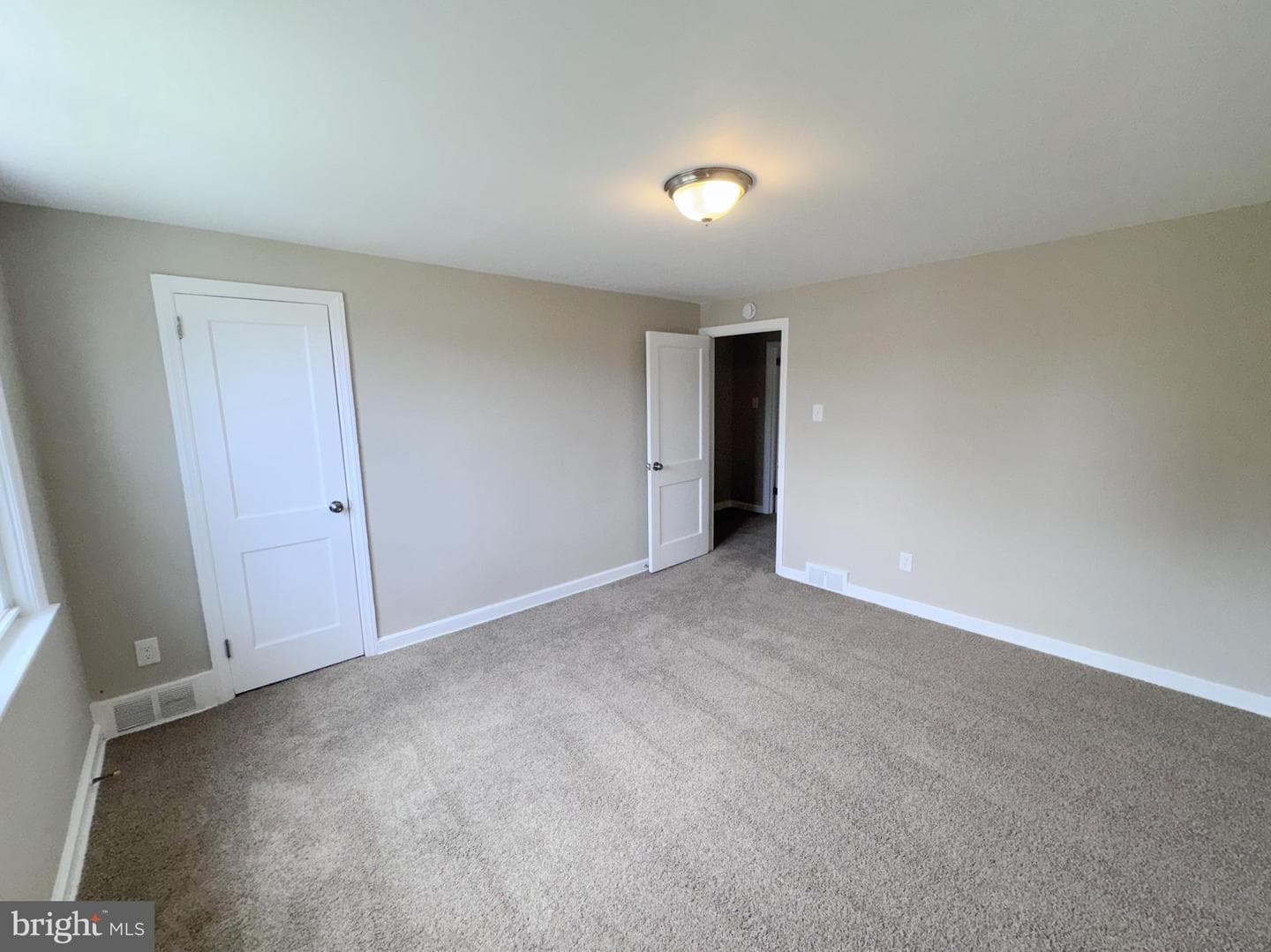 620 S Garfield Avenue photo 13