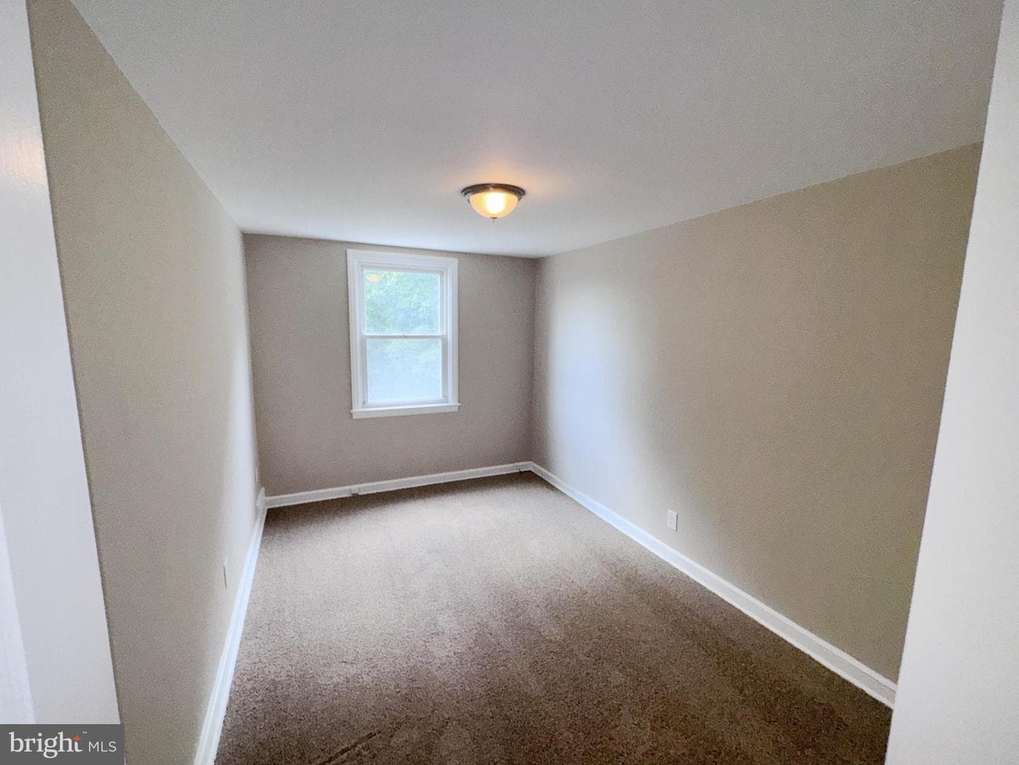620 S Garfield Avenue photo 9