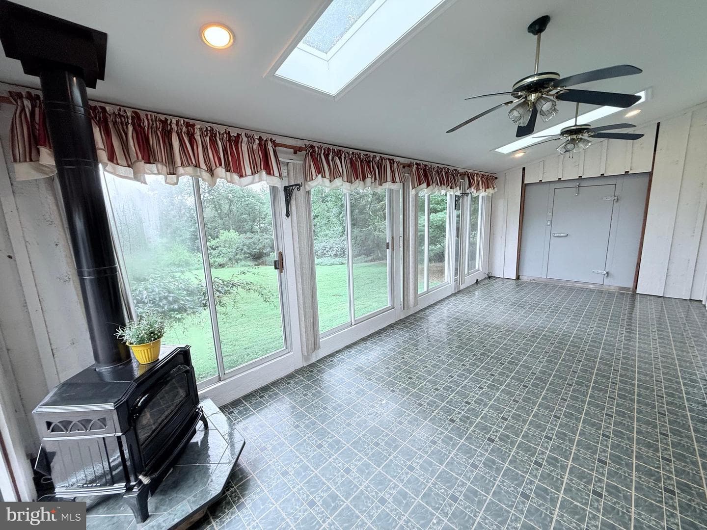 76 Dogwood Lane photo 30