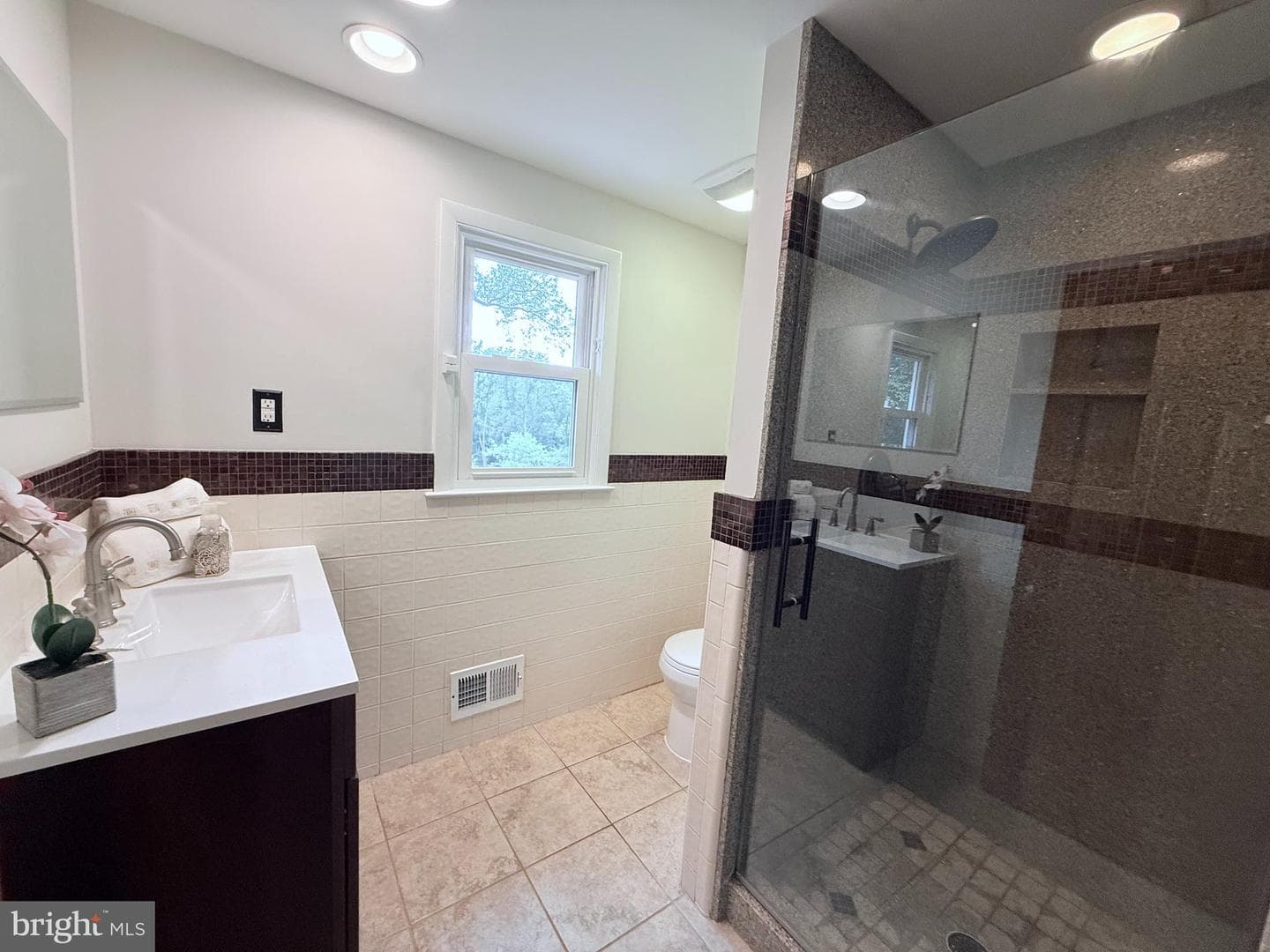 76 Dogwood Lane photo 59