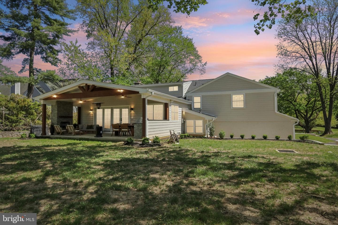 414 Barclay Road photo 2