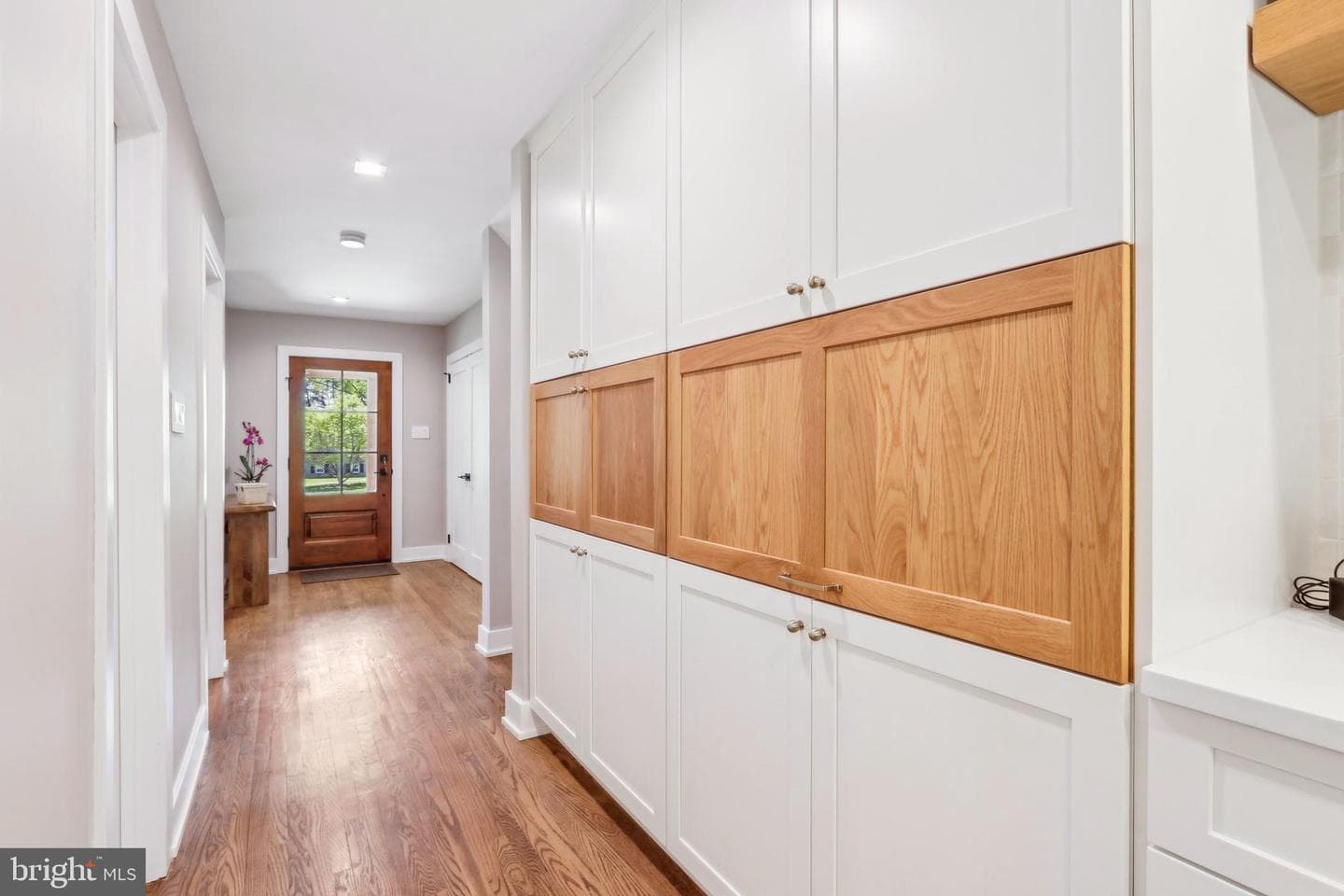 414 Barclay Road photo 31