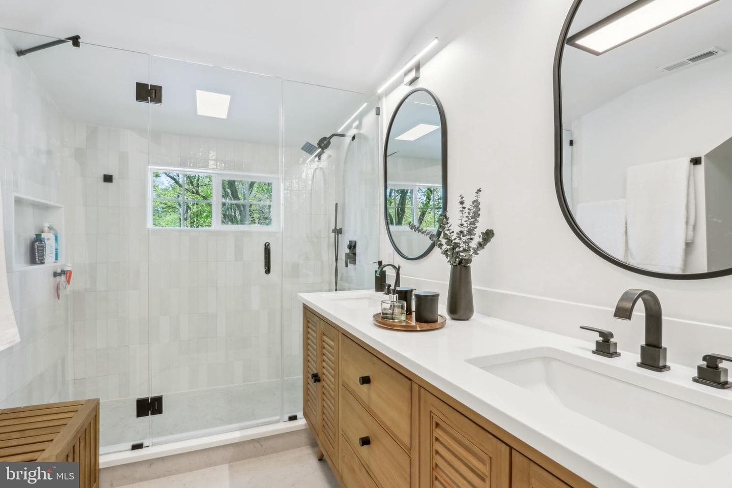 414 Barclay Road photo 46