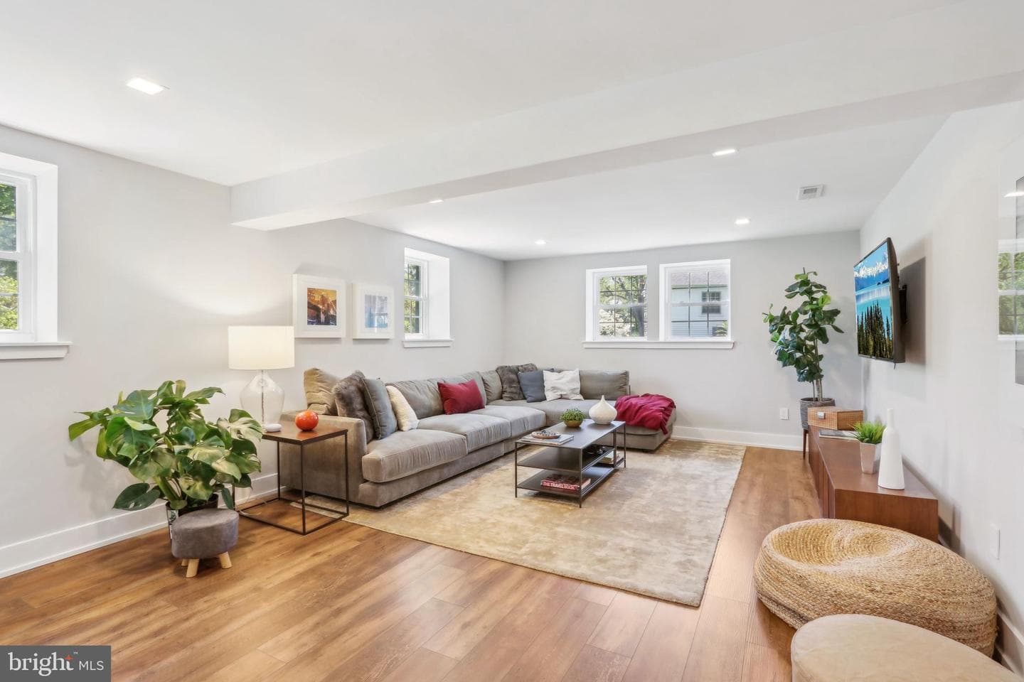 414 Barclay Road photo 57