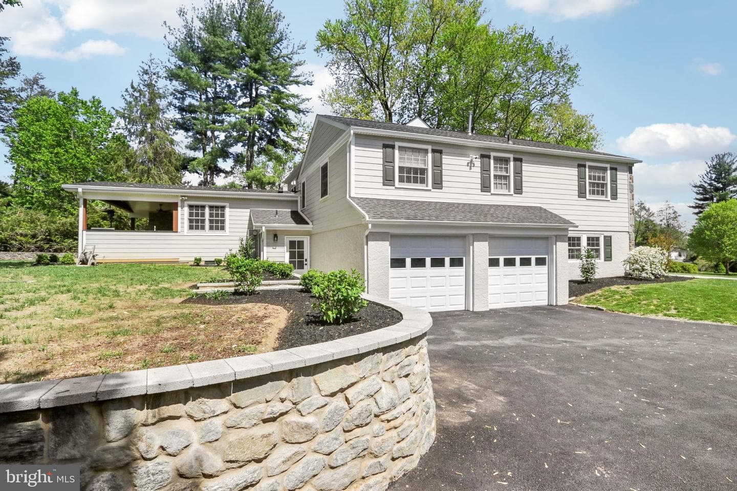 414 Barclay Road photo 65