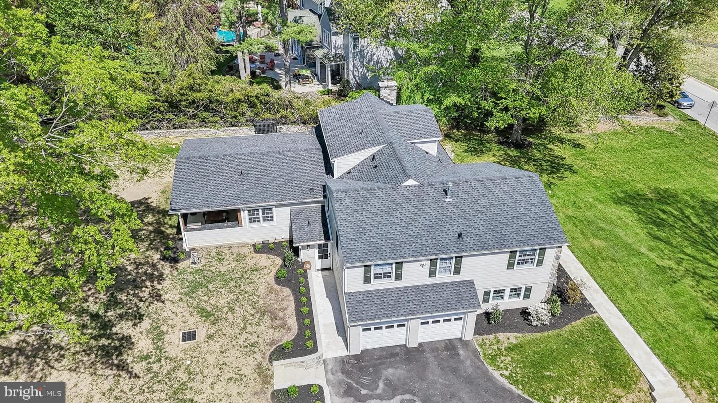 414 Barclay Road photo 76