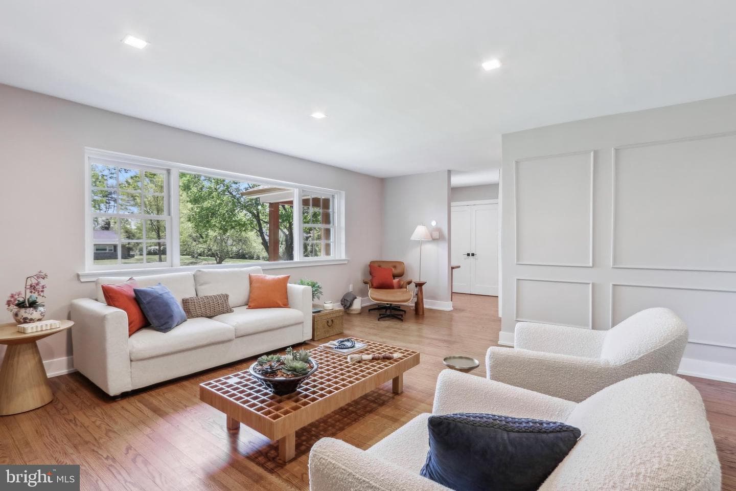 414 Barclay Road photo 8
