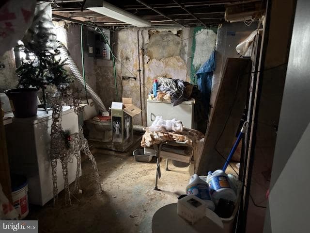 216 Woodlawn Avenue photo 17