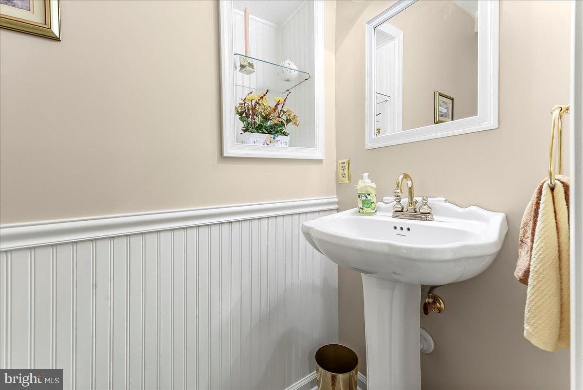 205 N Azalea Court photo 46