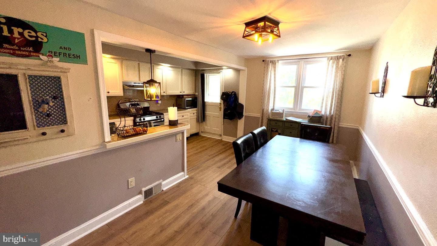 218 Spruce Street photo 11