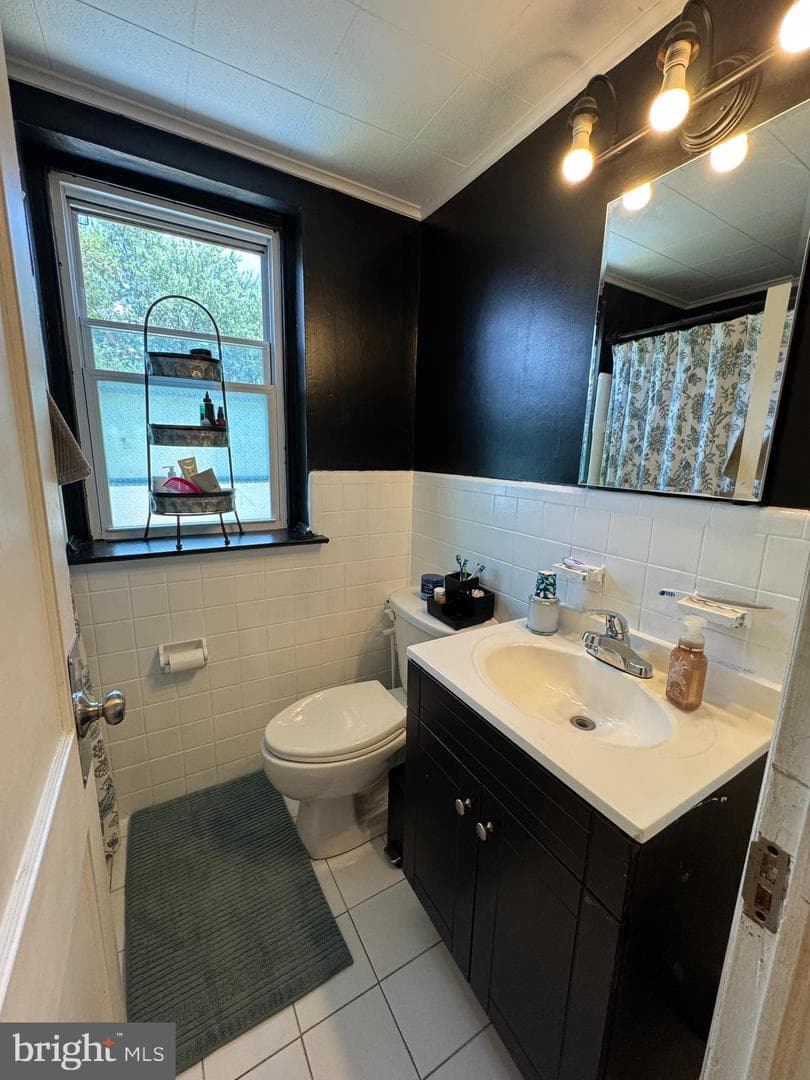 218 Spruce Street photo 18