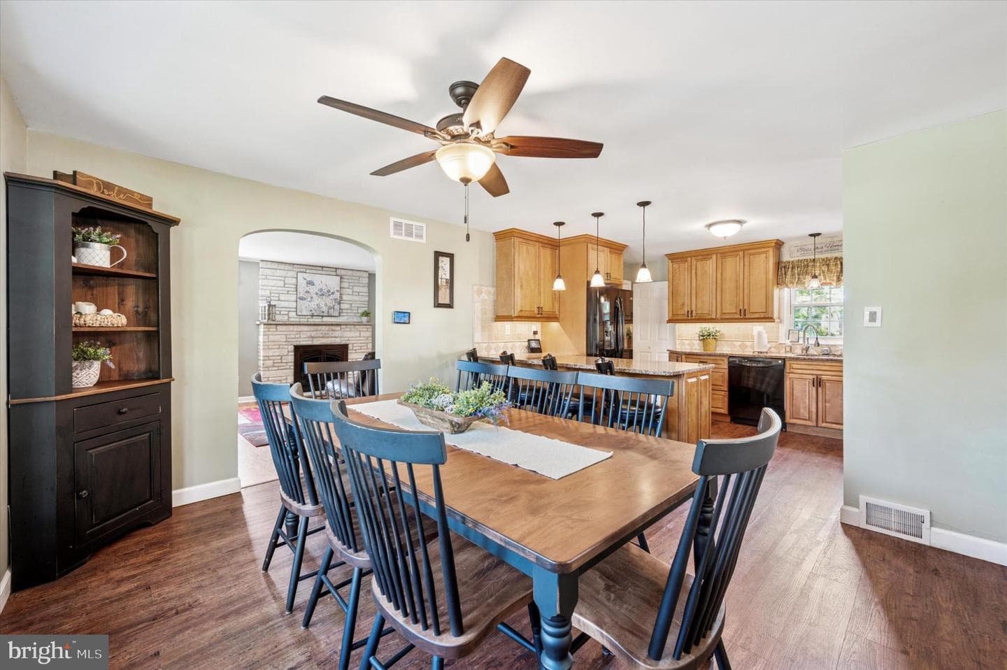 1080 West Avenue photo 10