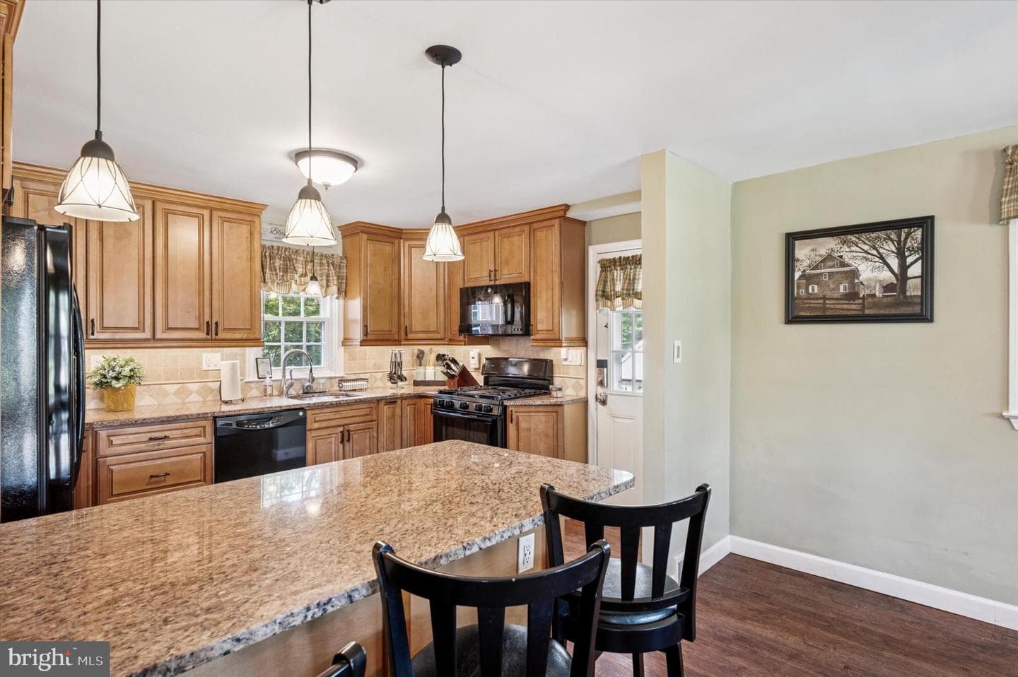 1080 West Avenue photo 11