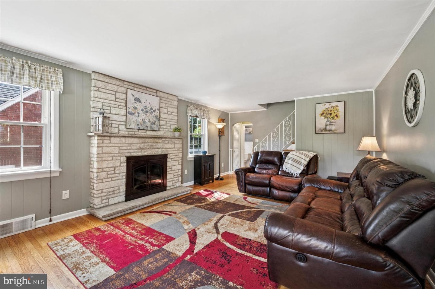1080 West Avenue photo 3