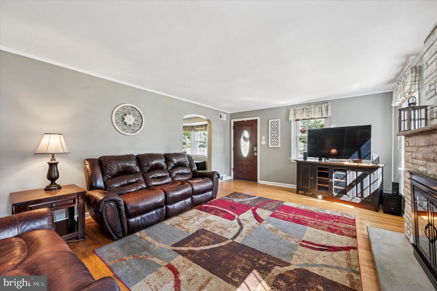 1080 West Avenue photo 5