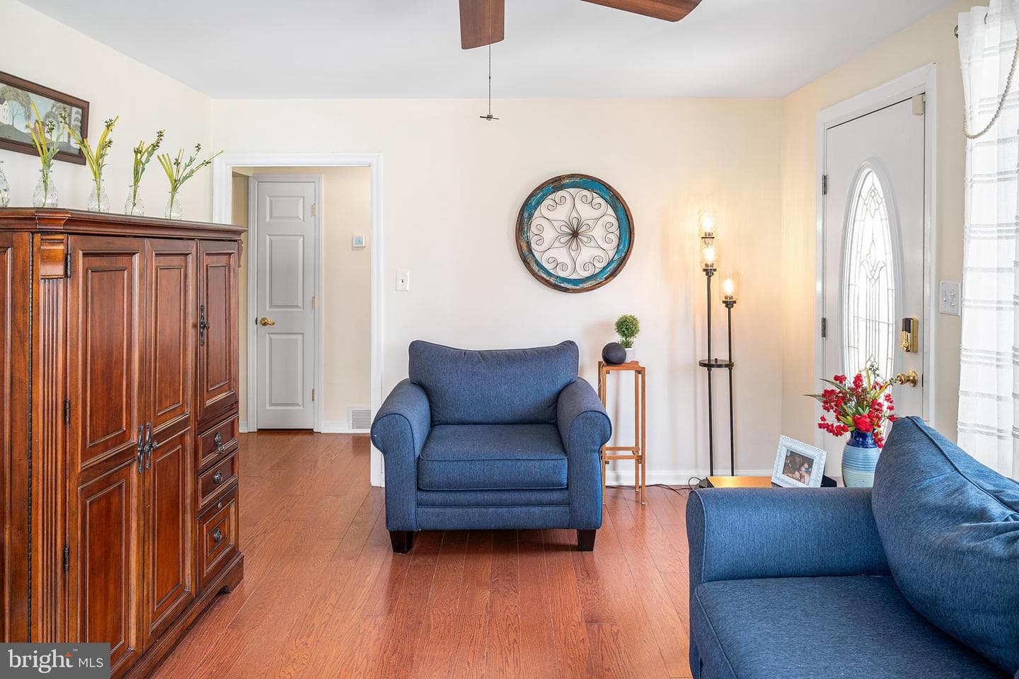 304 Russell Street photo 6