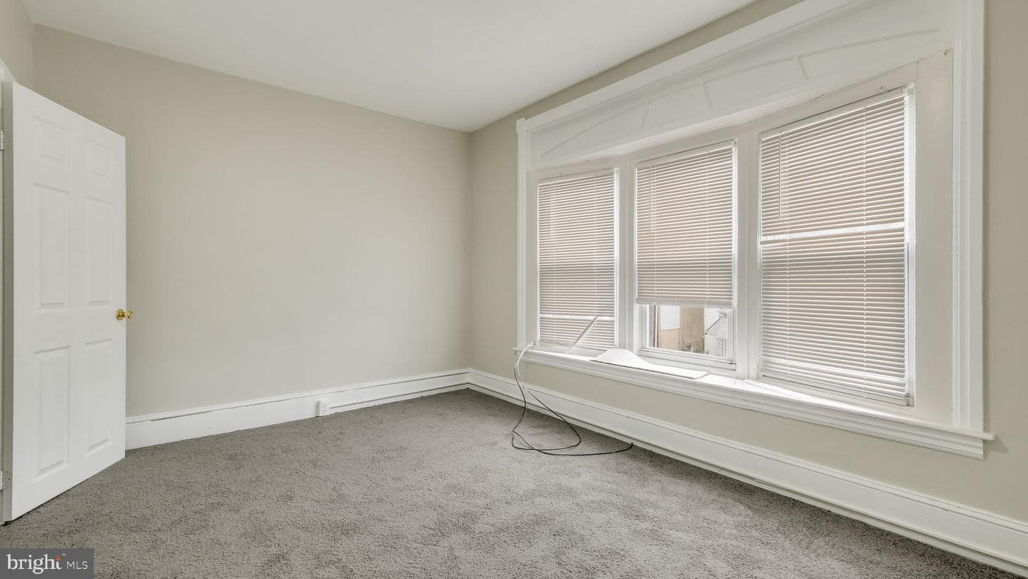 1128 Green Street photo 16
