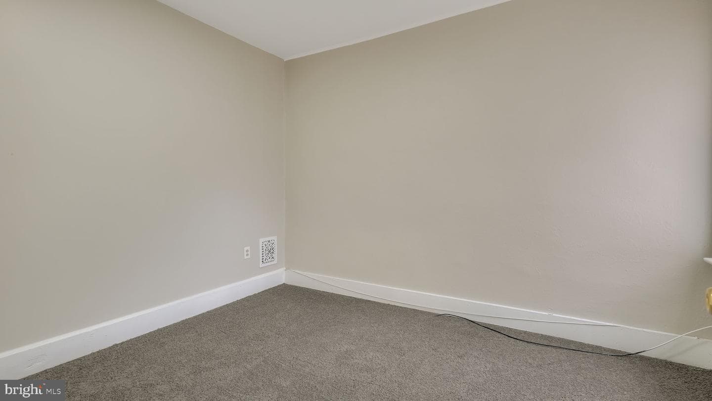 1128 Green Street photo 18
