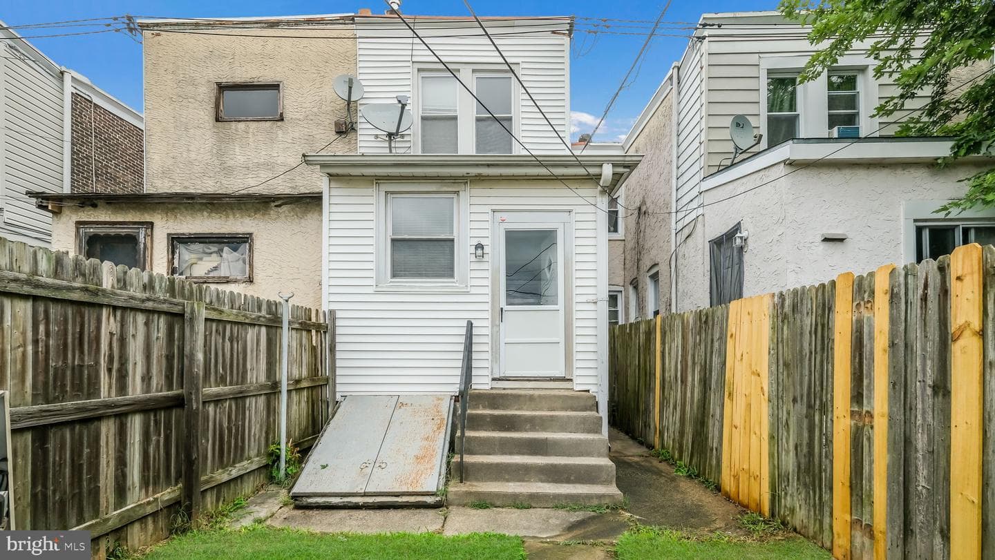 1128 Green Street photo 22