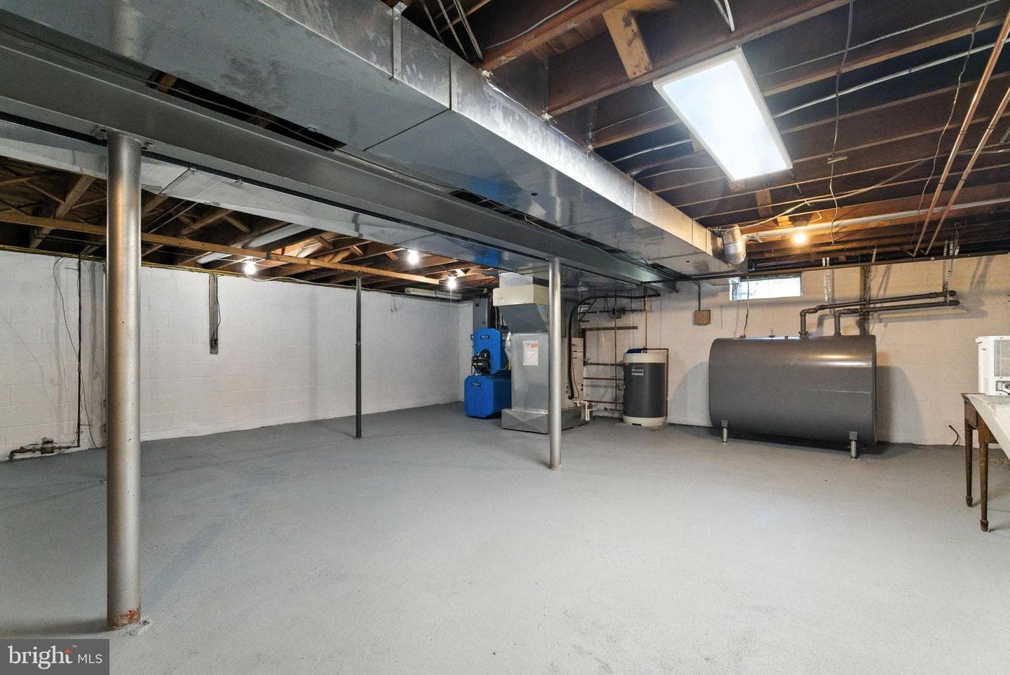 213 Fairfield Drive photo 32