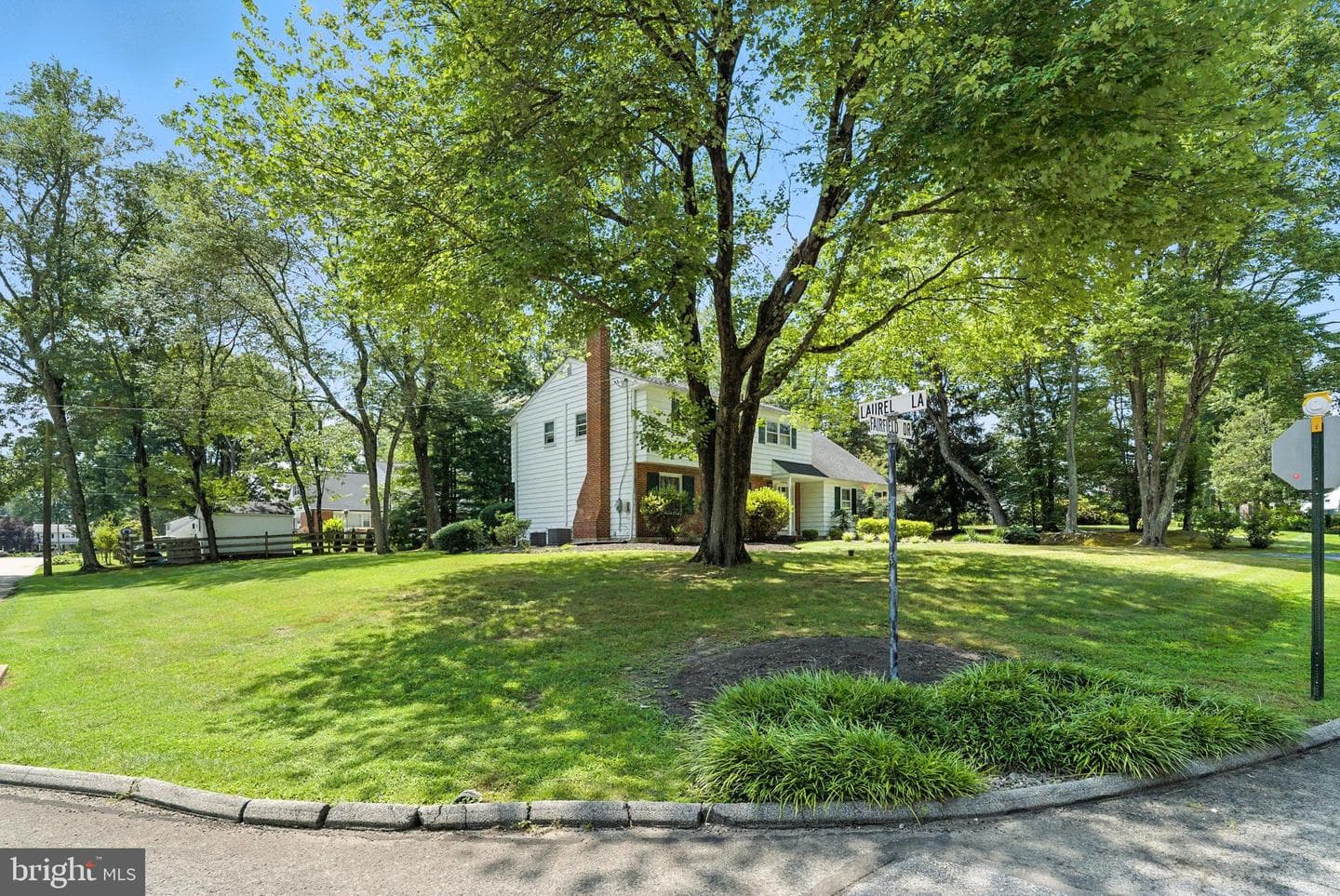 213 Fairfield Drive photo 35