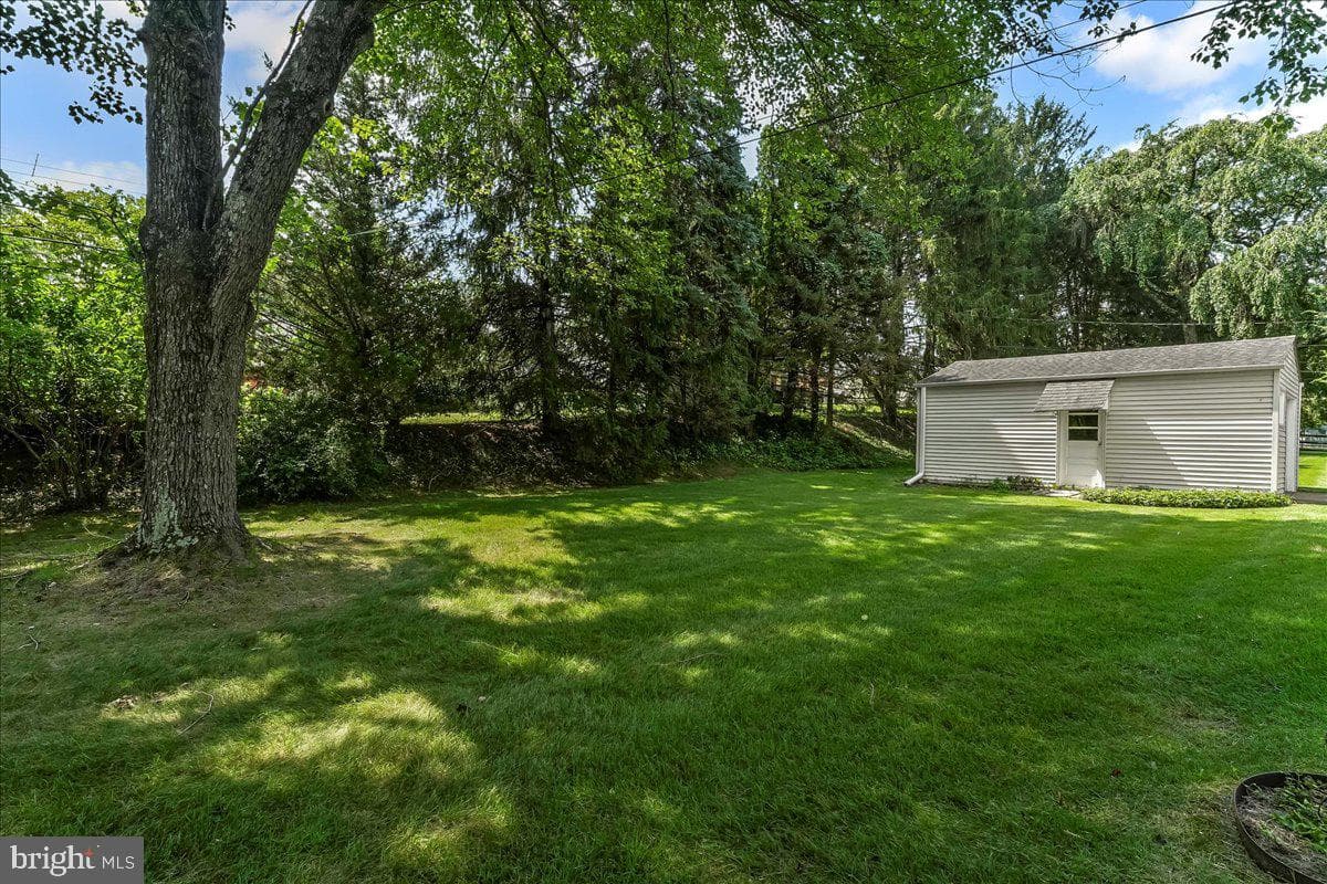 303 Harvard Avenue photo 28