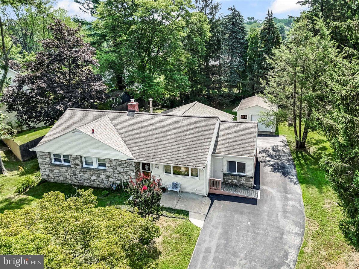 303 Harvard Avenue photo 35