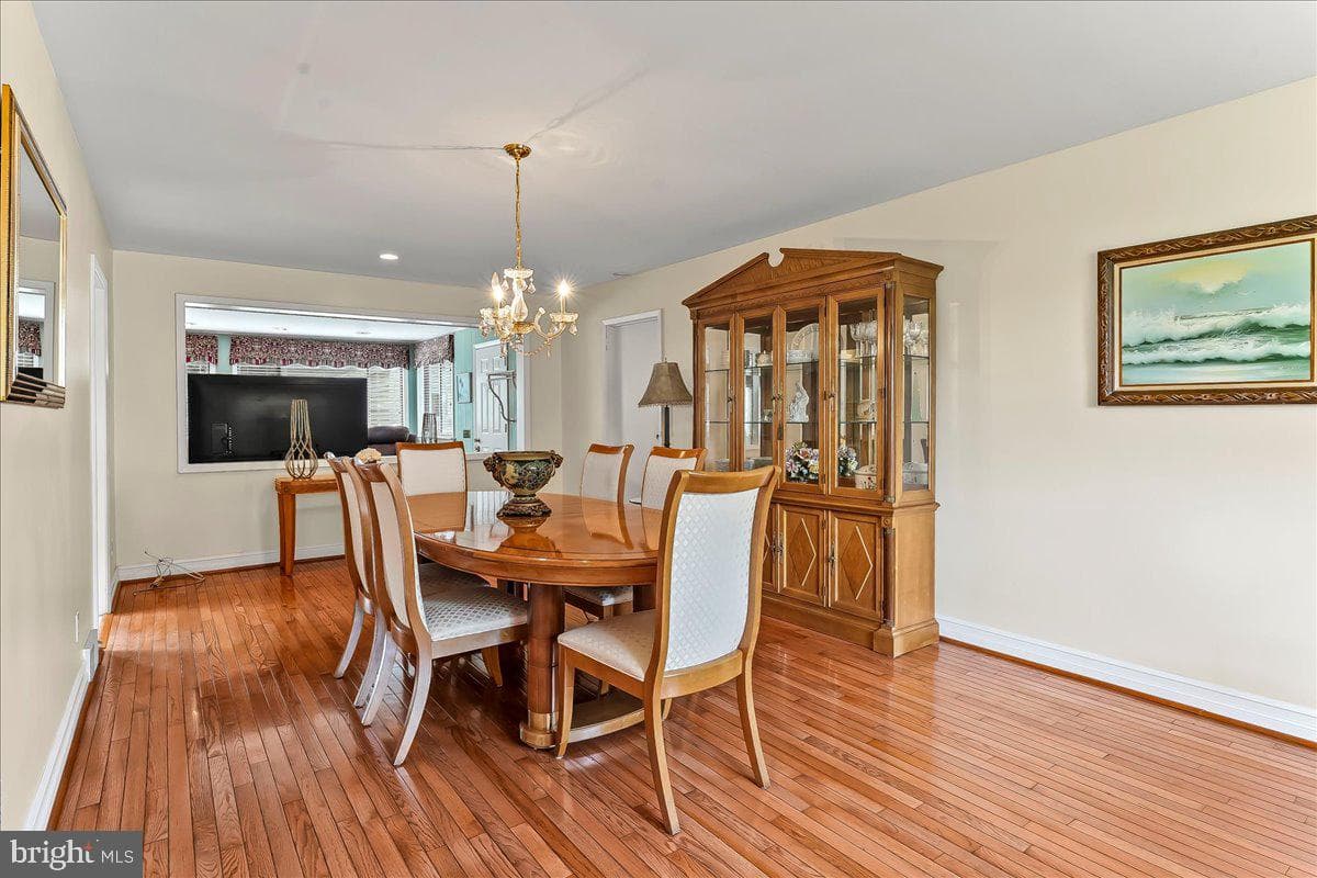 303 Harvard Avenue photo 4