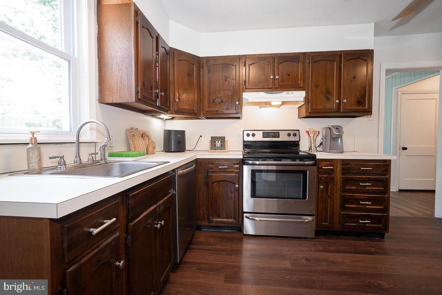 135 Sherman Road photo 10
