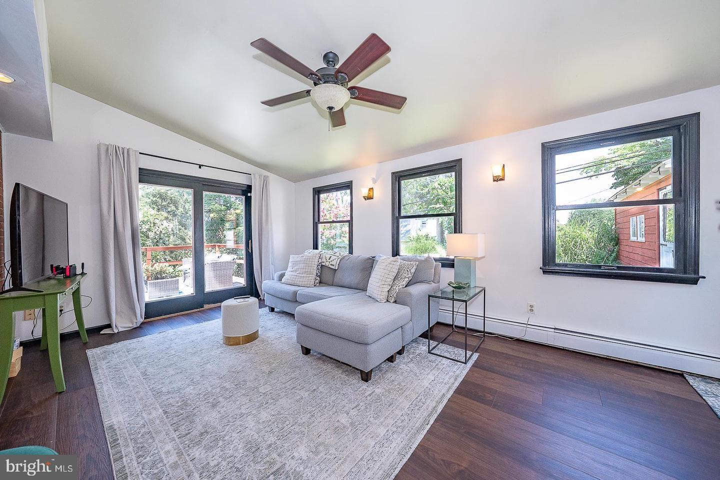 135 Sherman Road photo 15