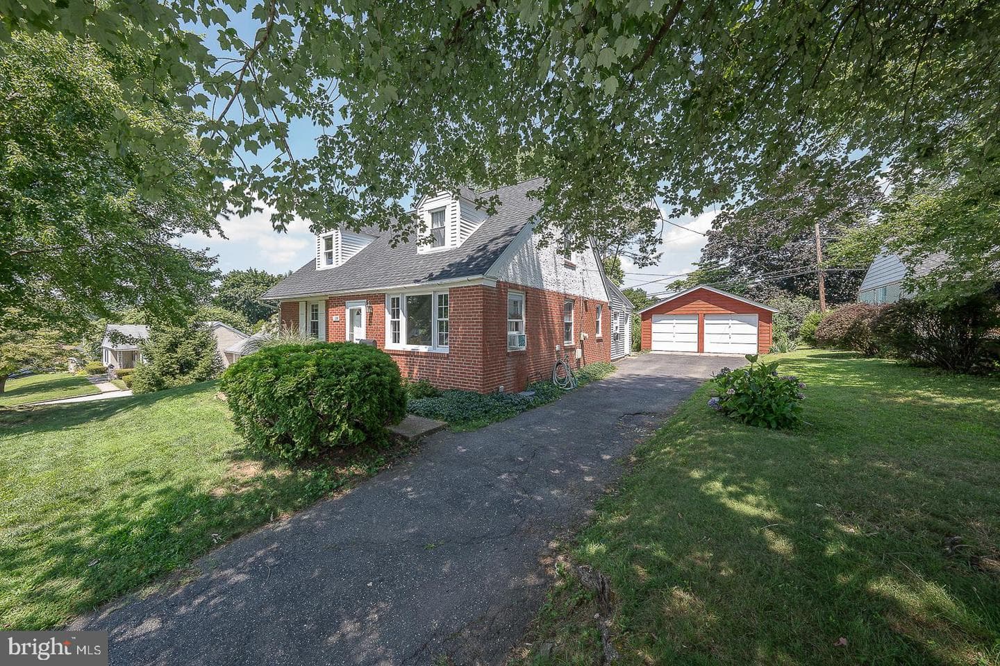 135 Sherman Road photo 32