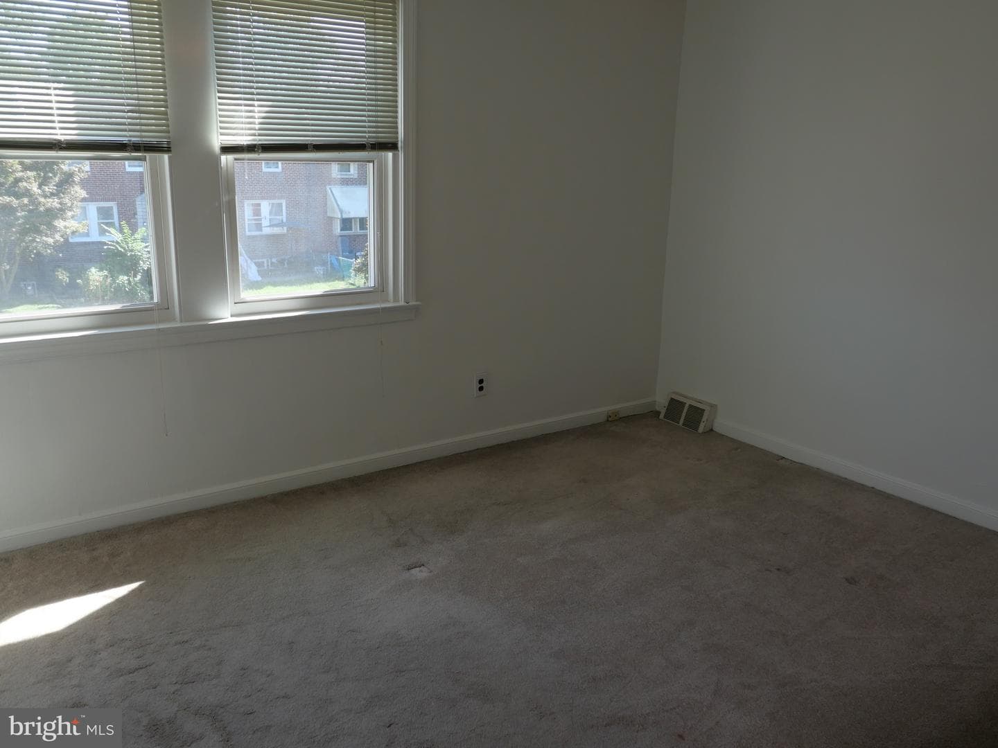 3841 Berkley Avenue photo 9