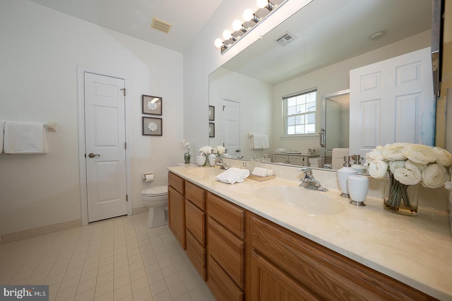 208 N Silver Fox Drive photo 13