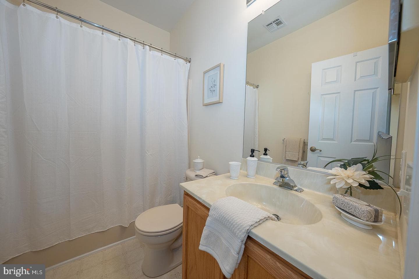208 N Silver Fox Drive photo 17