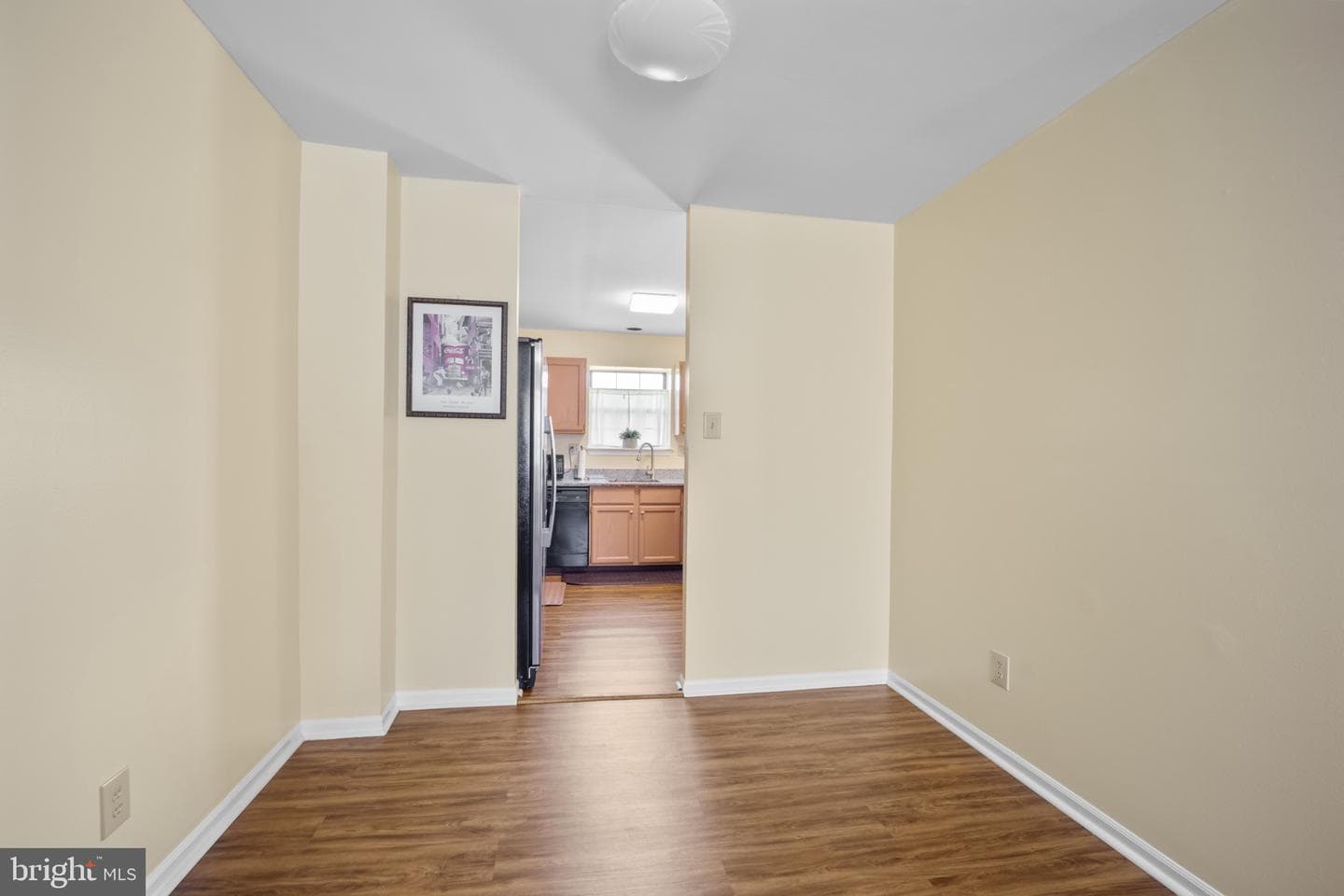413 Carpenter Circle photo 6