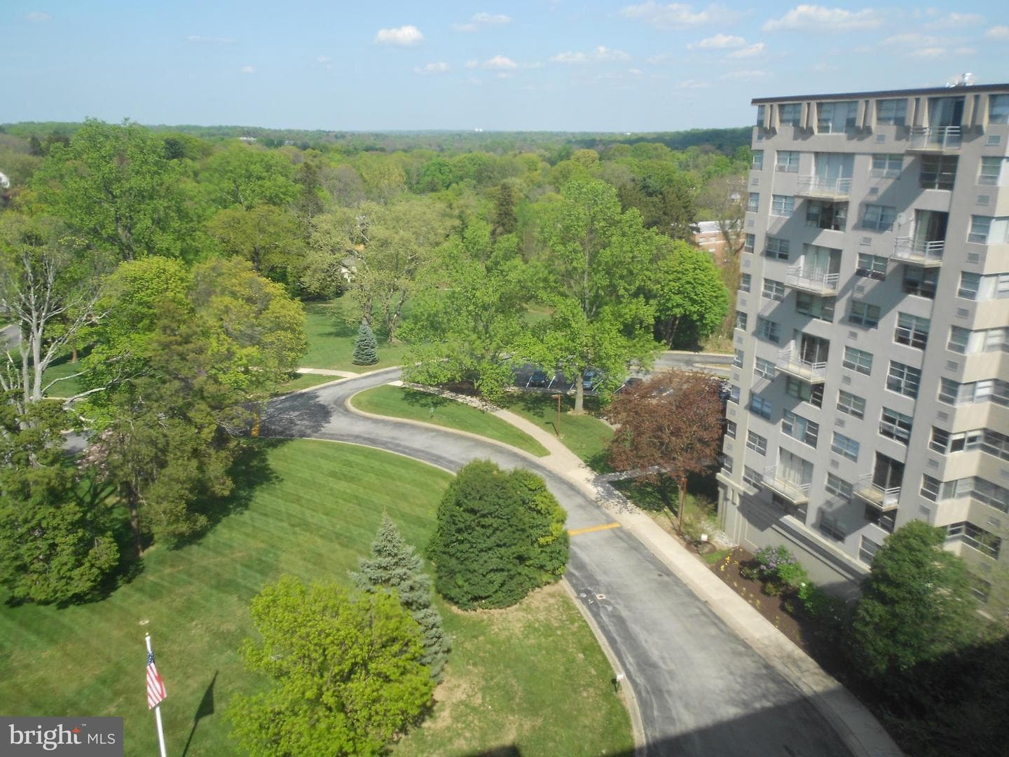 1030 E Lancaster Avenue #306 photo 8