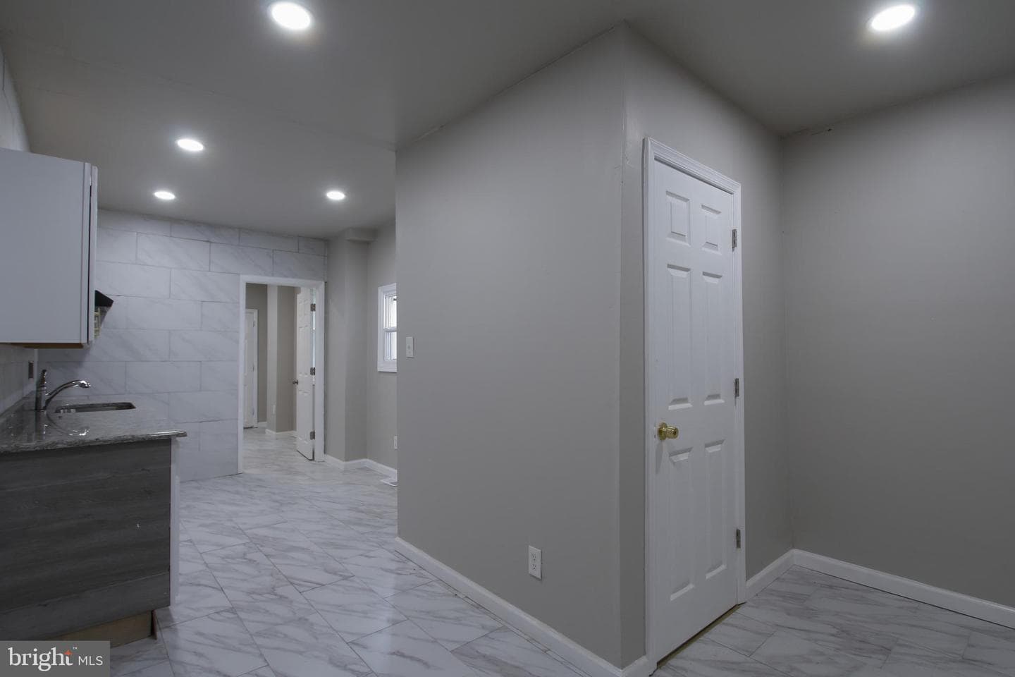 803 W Mary Street photo 12