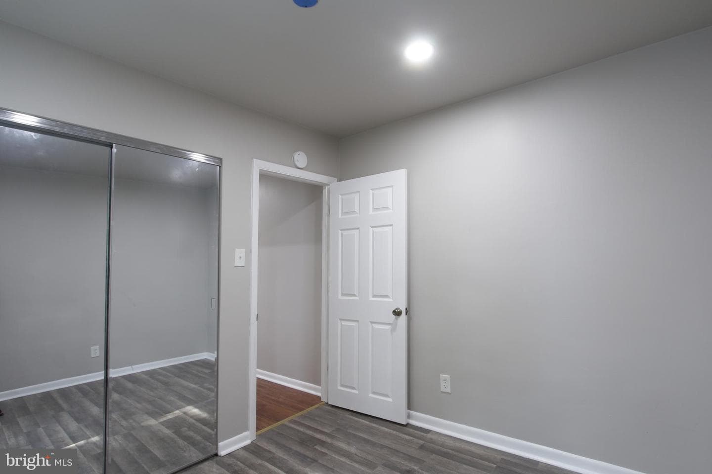 803 W Mary Street photo 18