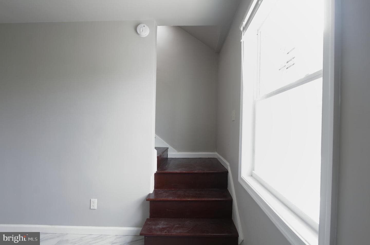 803 W Mary Street photo 24