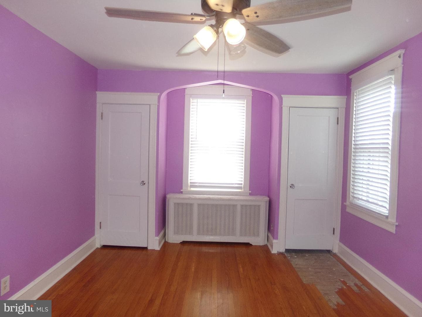 157 W Plumstead Avenue photo 40