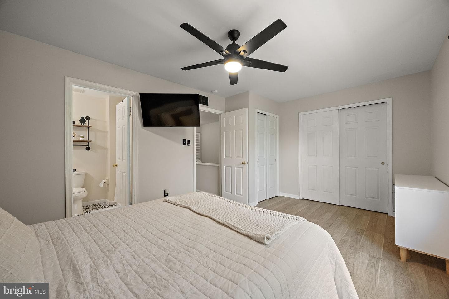106 Knollwood Court photo 17