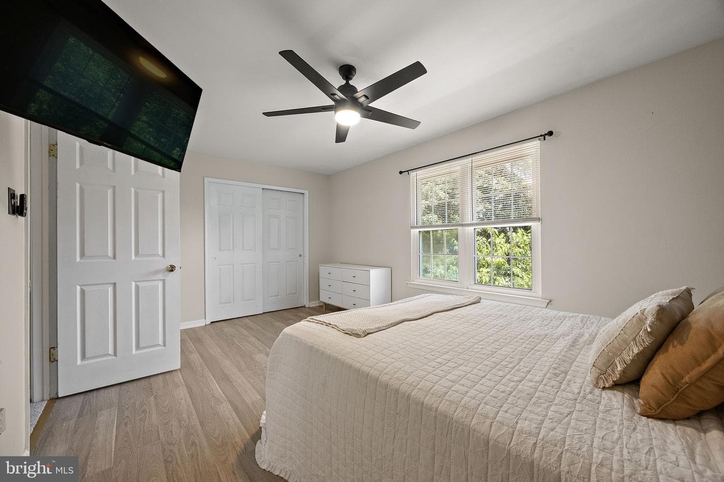 106 Knollwood Court photo 18